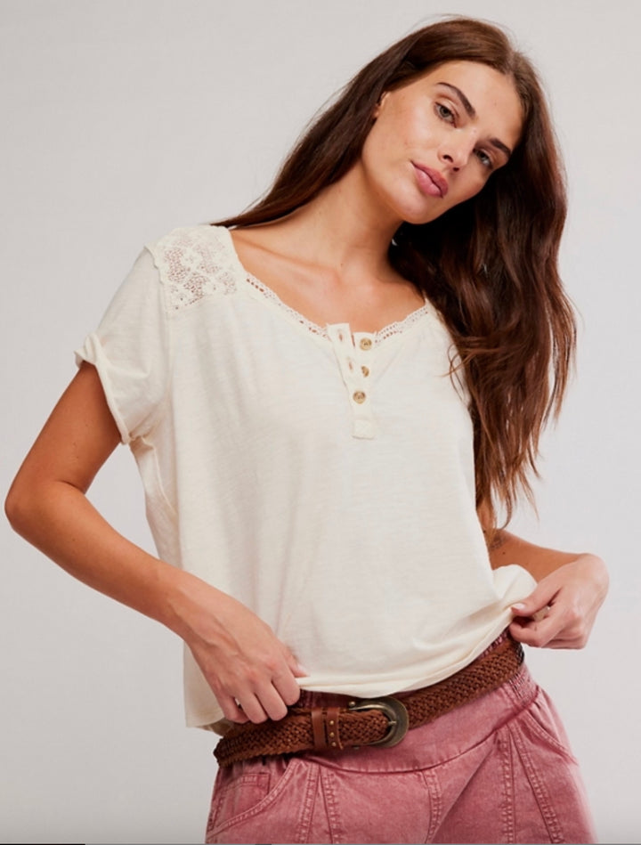 HEIRLOOM HENLEY / TEA
