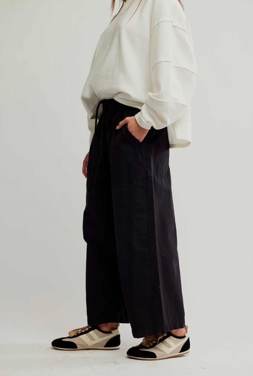 EASY PEASY PULL ON / BLACK
