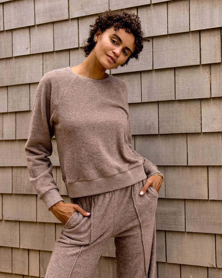 WOMEN'S HIGHTIDE SWEATSHIRT-HEATHER COCONUT