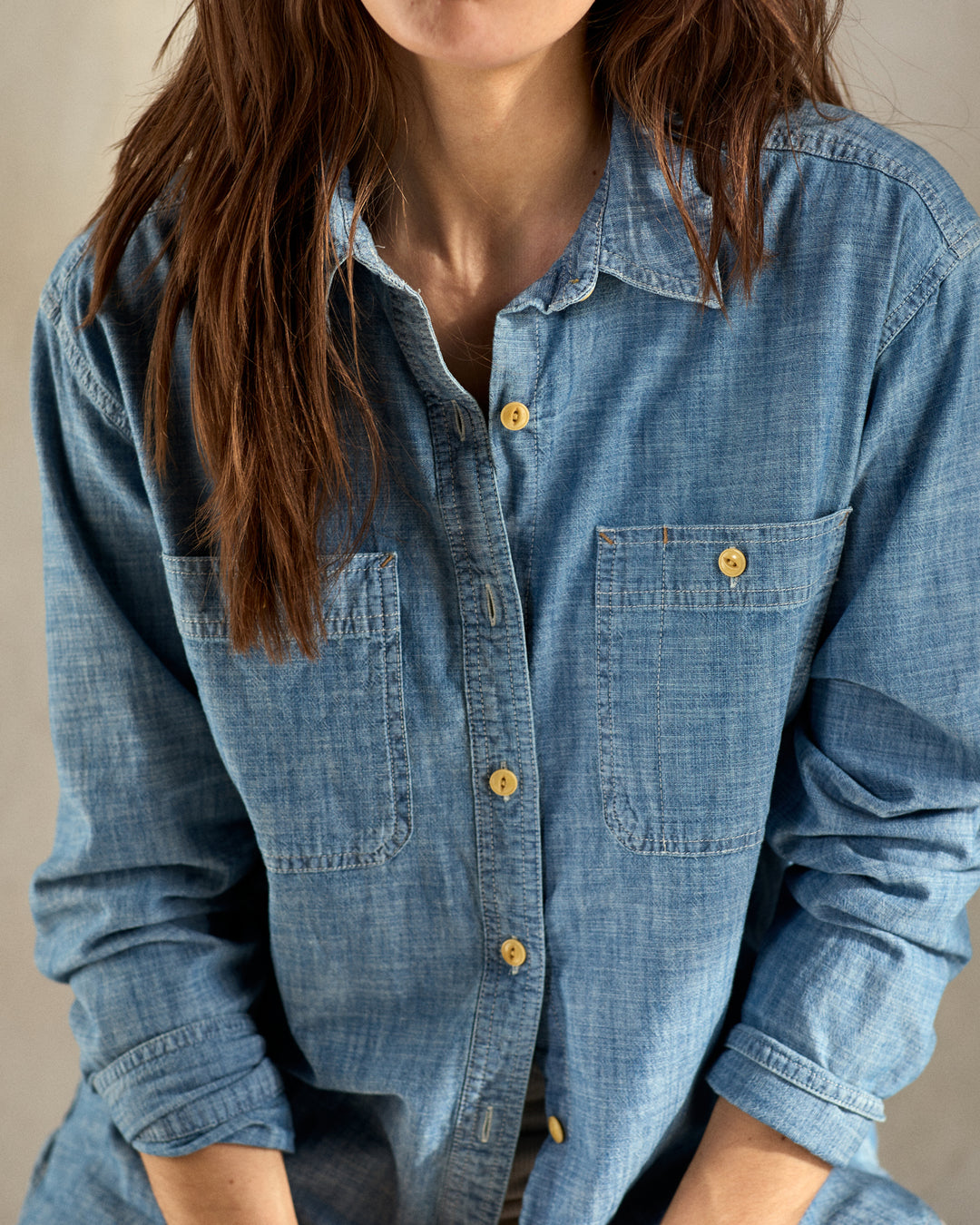 WOMEN'S CHAMBRAY UTILITY SHIRT-CHAMBRAY