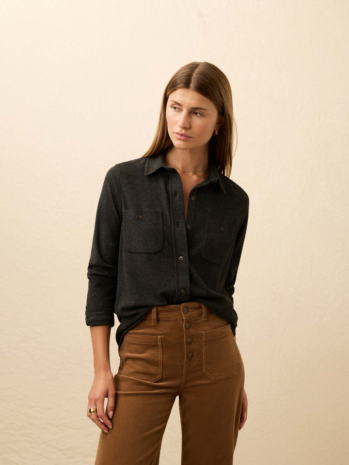 legend sweater shirt-heathered black