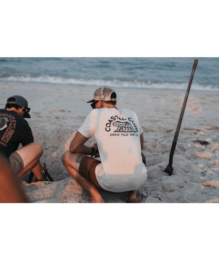 Coastal Club Tee-Dust