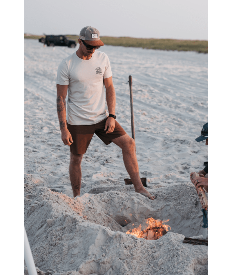 Coastal Club Tee-Dust