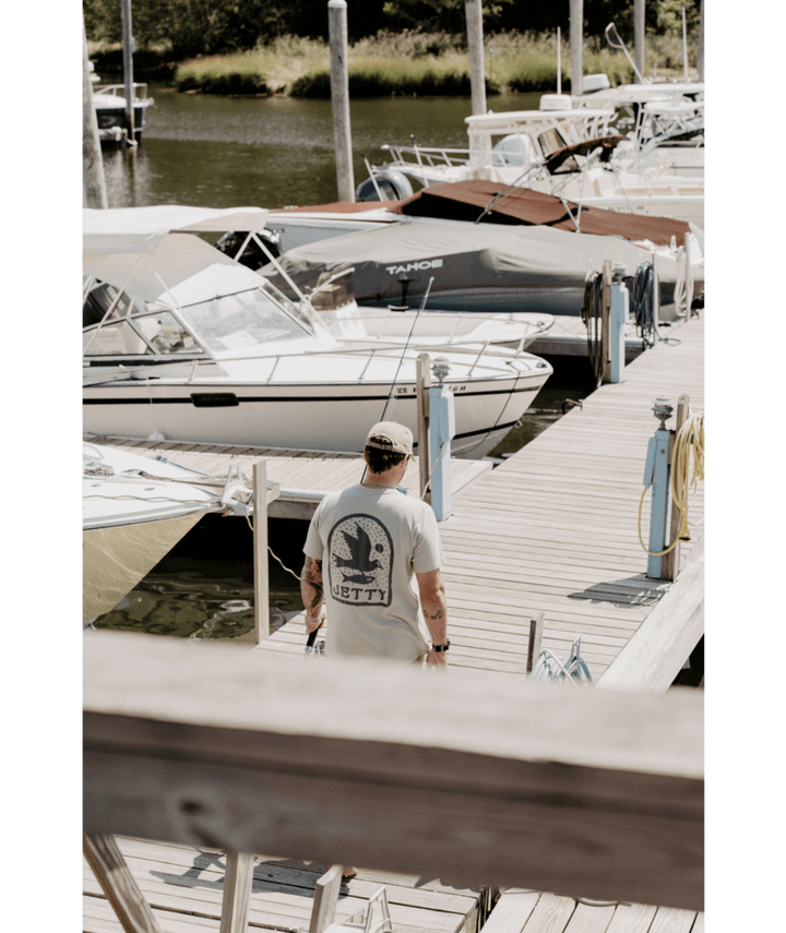 Fish Finder Tee-Green