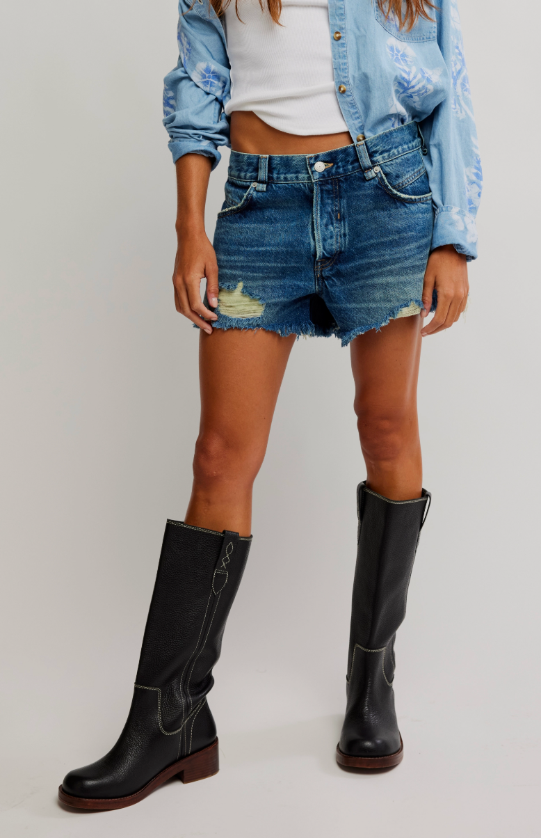 NOW OR NEVER DENIM SHORT-SUNSATIONAL