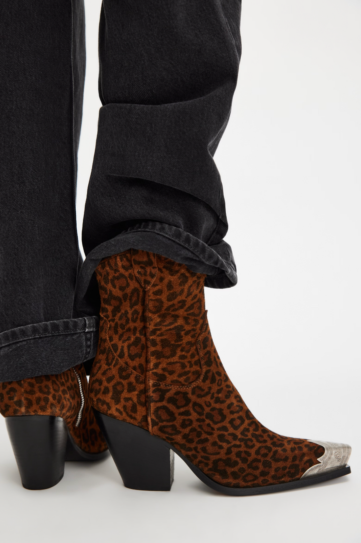BRAYDEN WESTERN BOOT-LEOPARD SUEDE
