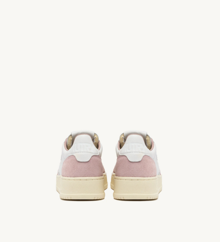 W MEDALIST LOW -WHITE/POWDER PINK LEATHER/SUEDE
