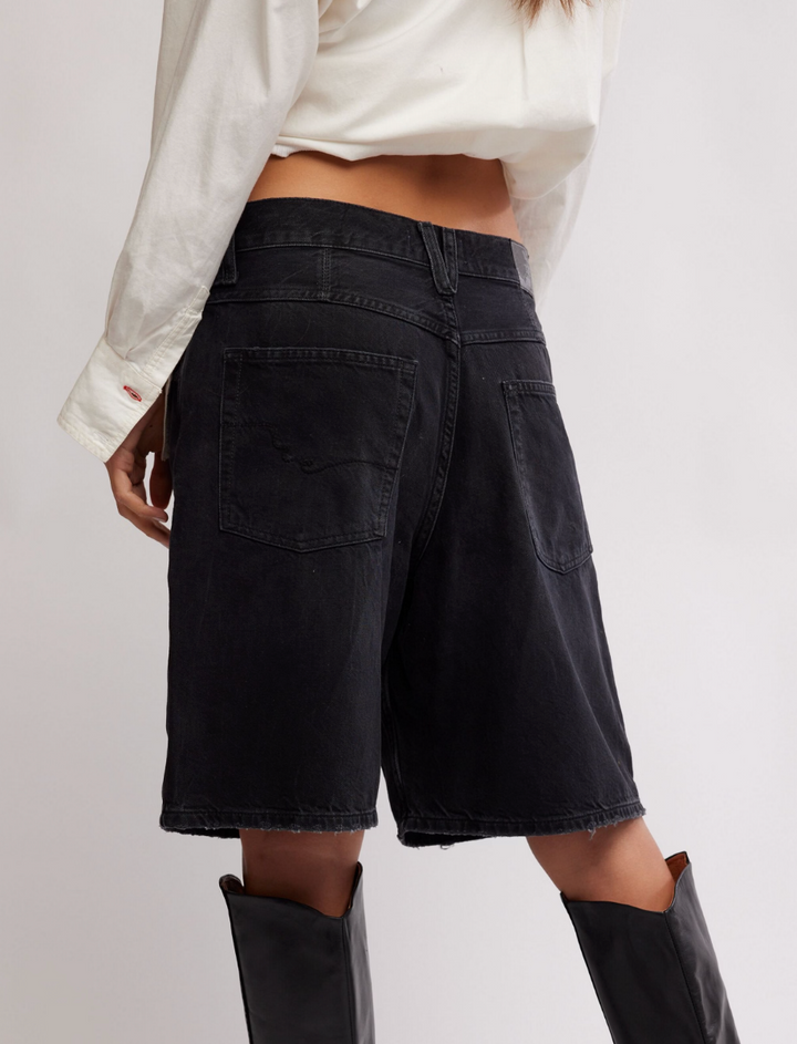 MONTANA SHORT / LIGHT’S OUT