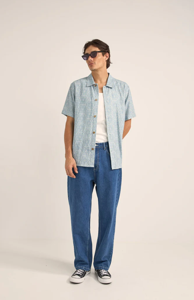 vera ss shirt-sky