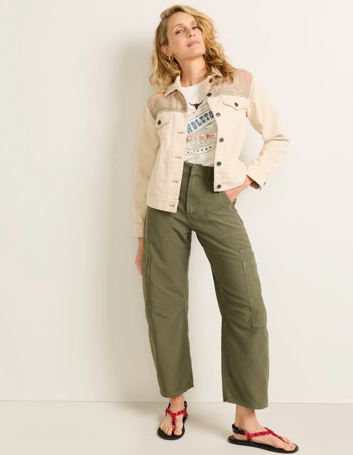 denim trucker jacket-natural laurel grove
