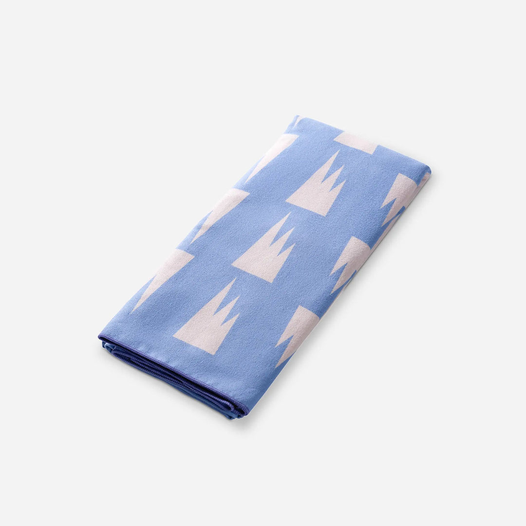 Ultralight Towel: Summit Coastal Blue