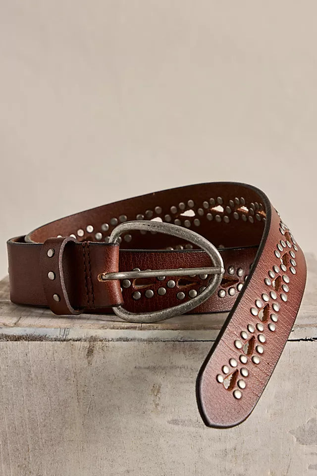 WTF PRESTON STUD BELT / MOCHA