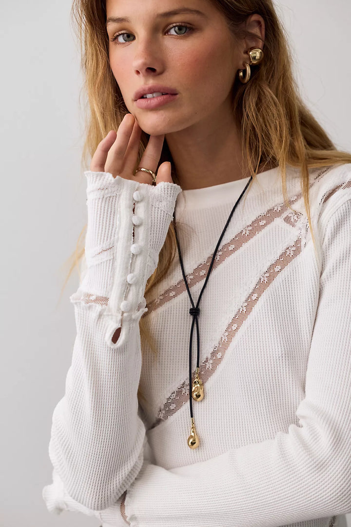 PIECE BY PIECE CUFF / CLEAN IVORY