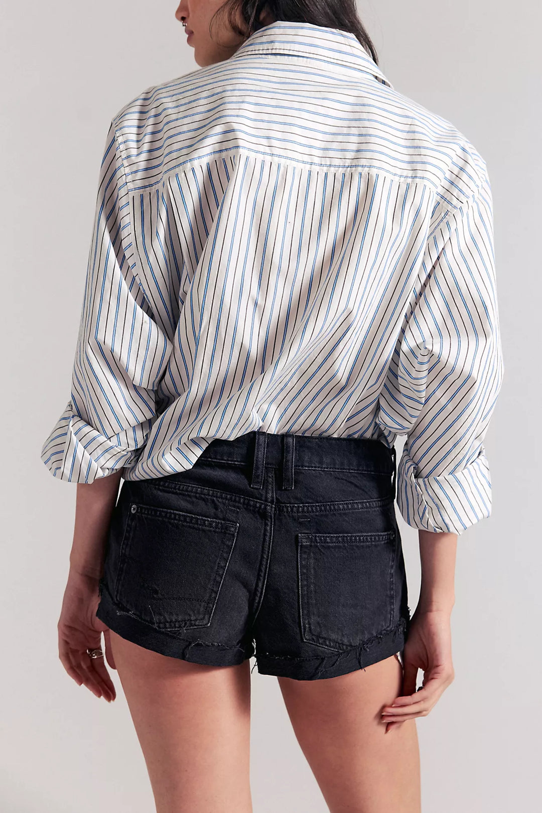 CALI CUFFED SHORTIE / WASHED BLACK