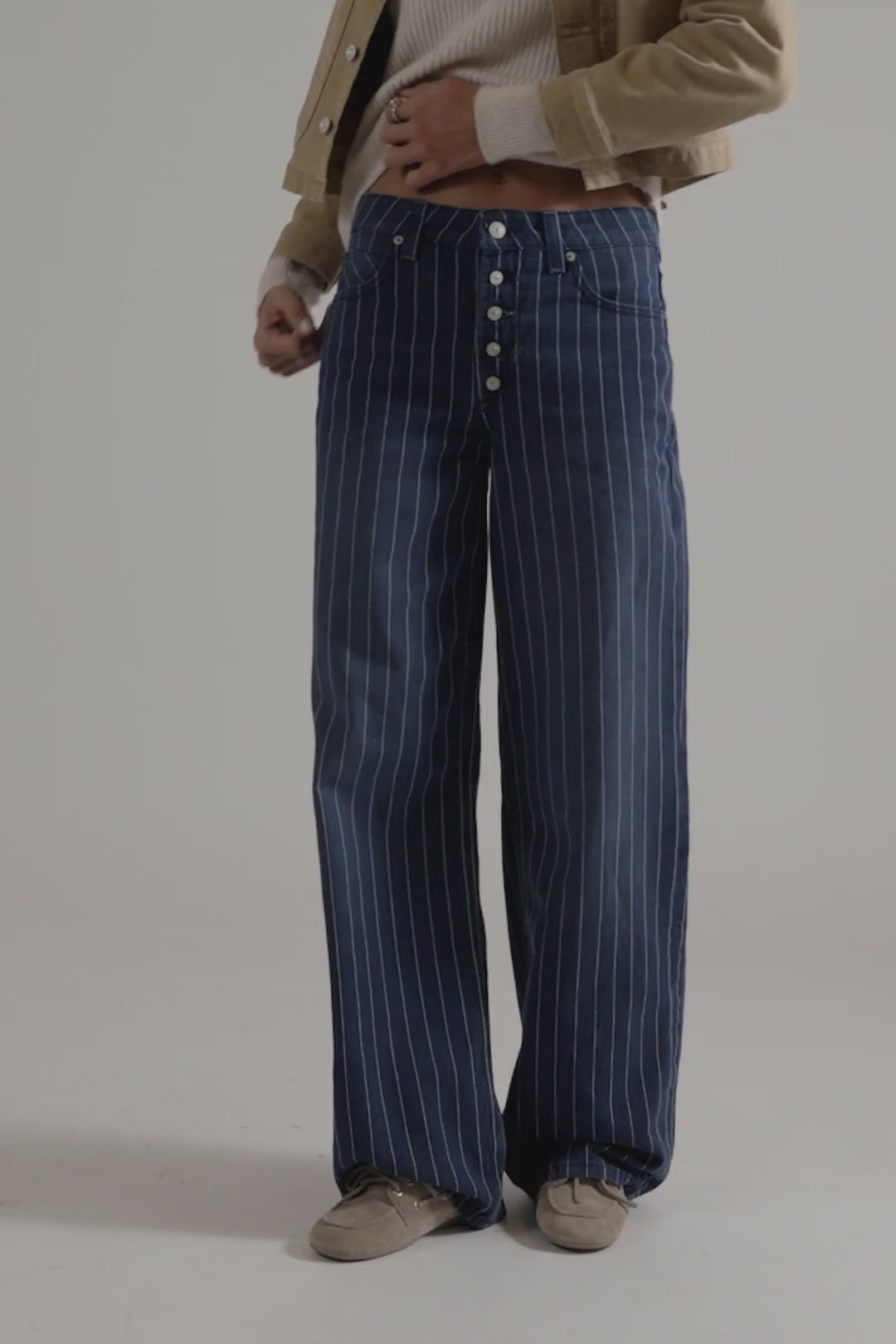 STRIPED NIA BF JEAN / INDIGO PINSTRIPE