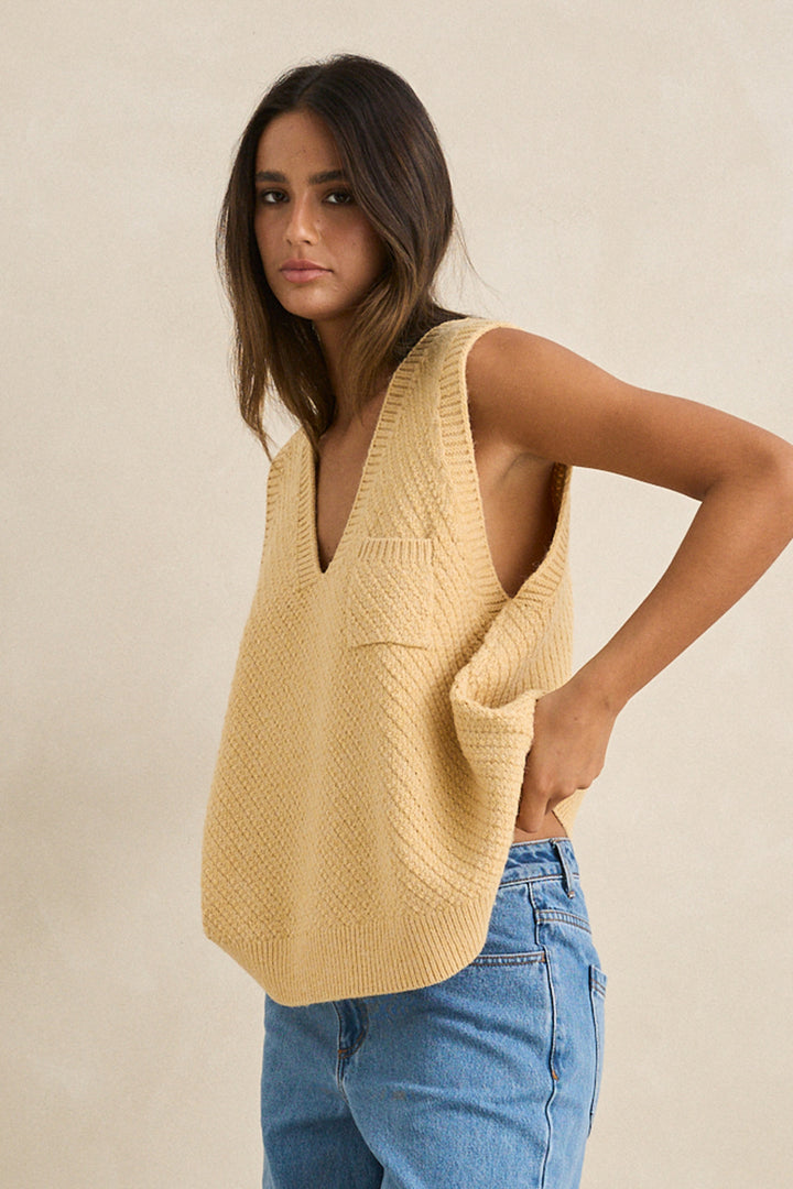 archer knit vest-sand