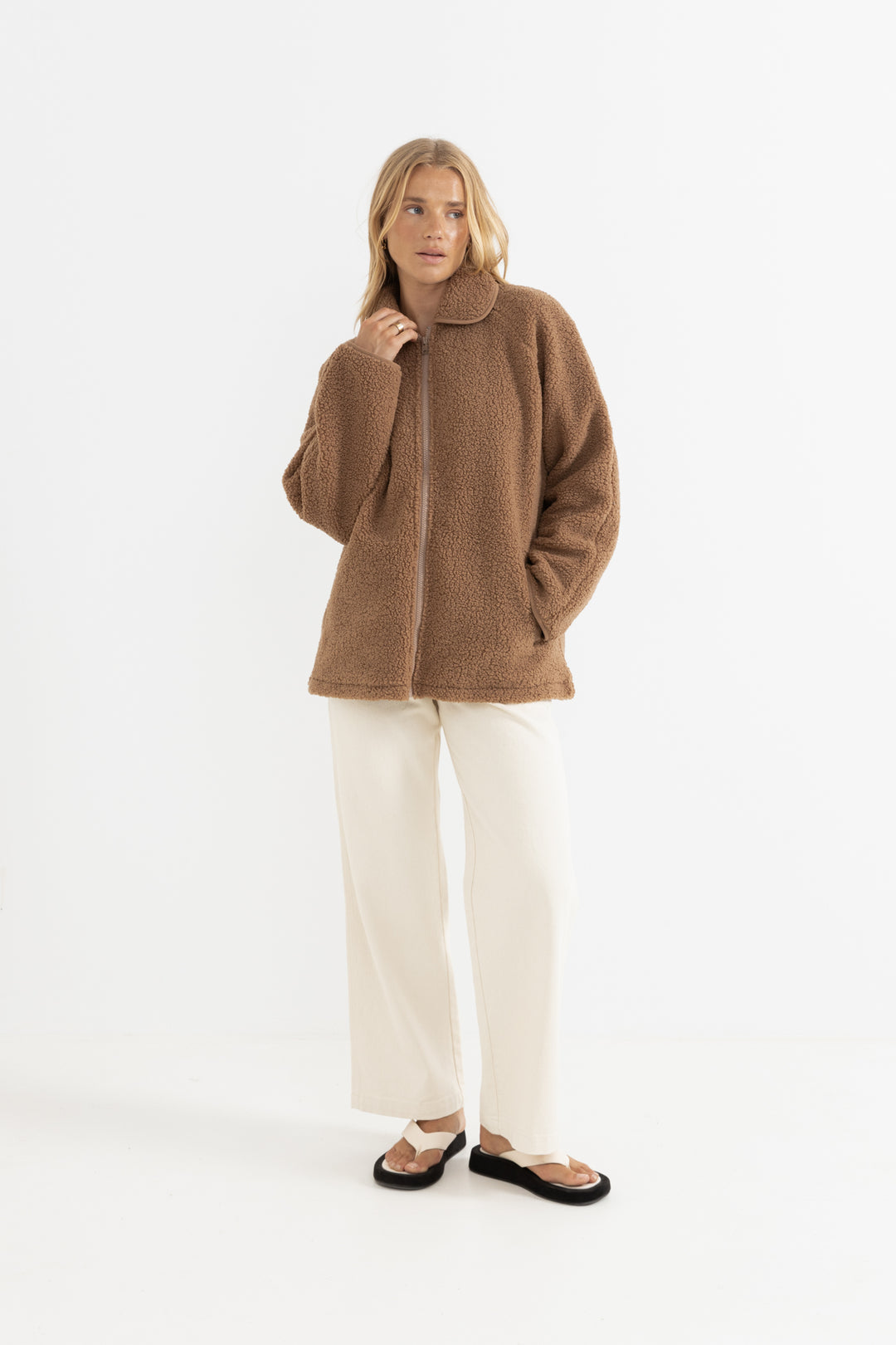 snowy sherpa jacket-oak