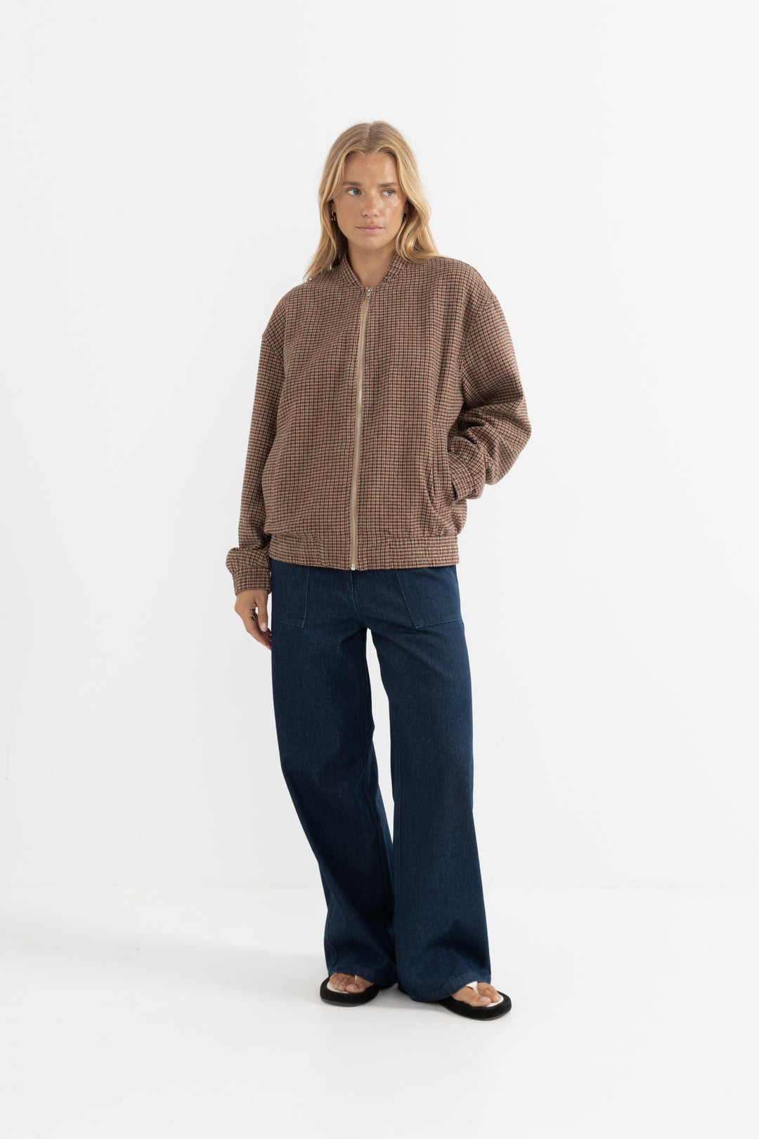 check oversized bomber jacket-brown
