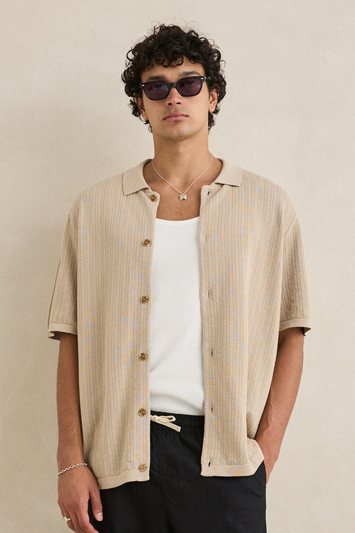 textured knit ss shirt-stone