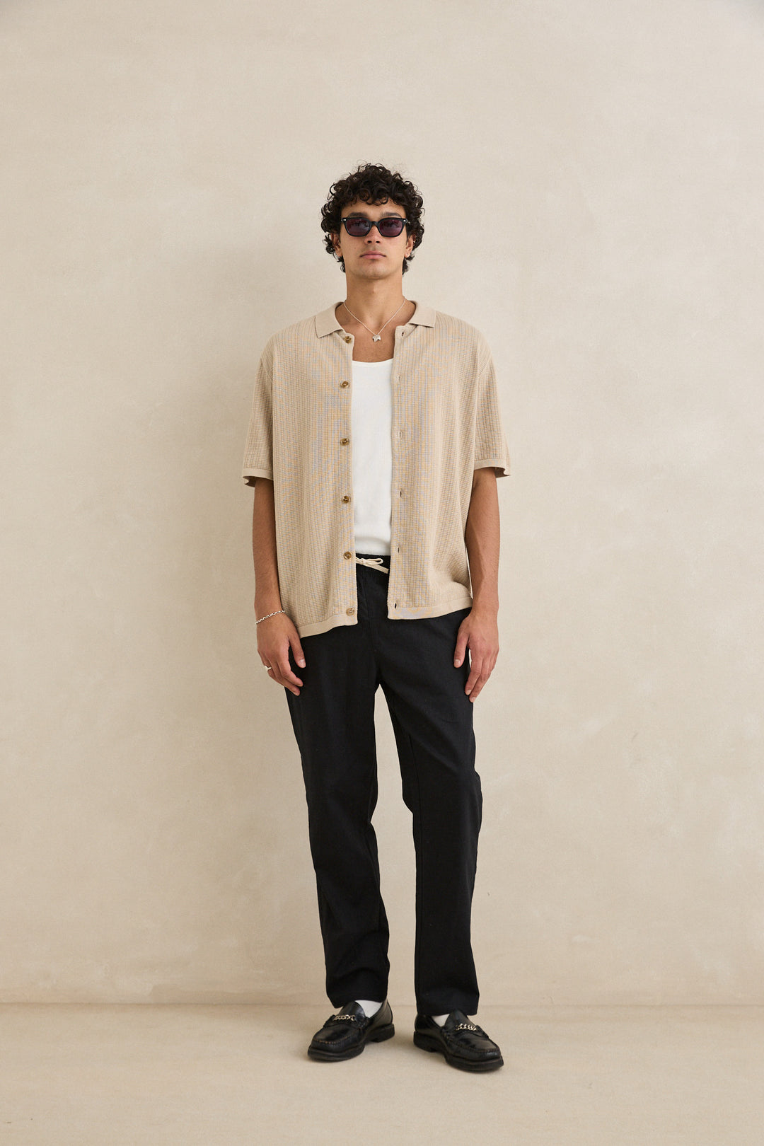 textured knit ss shirt-stone