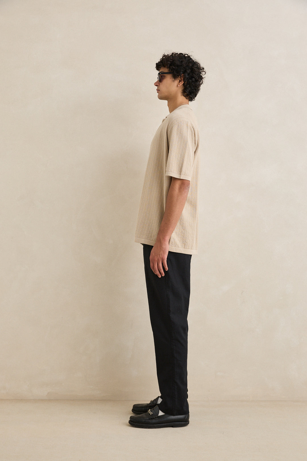 textured knit ss shirt-stone