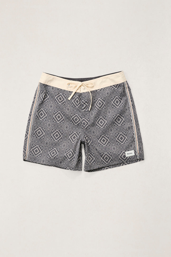 mosaic heritage trunk-black