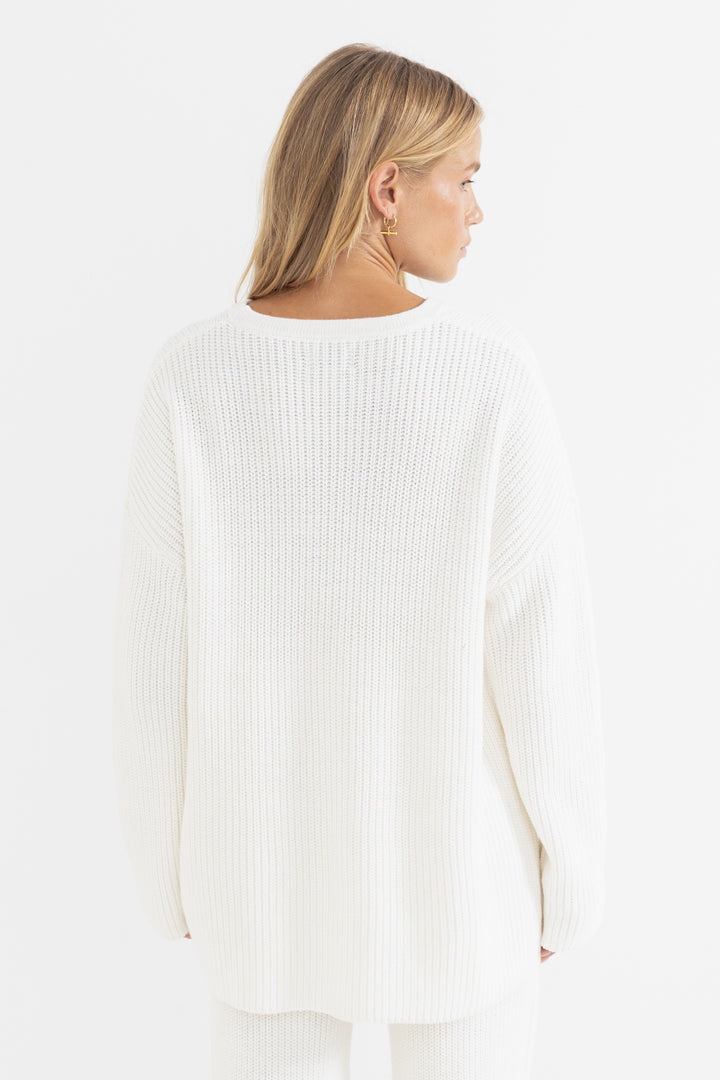 essential knit jumper-white