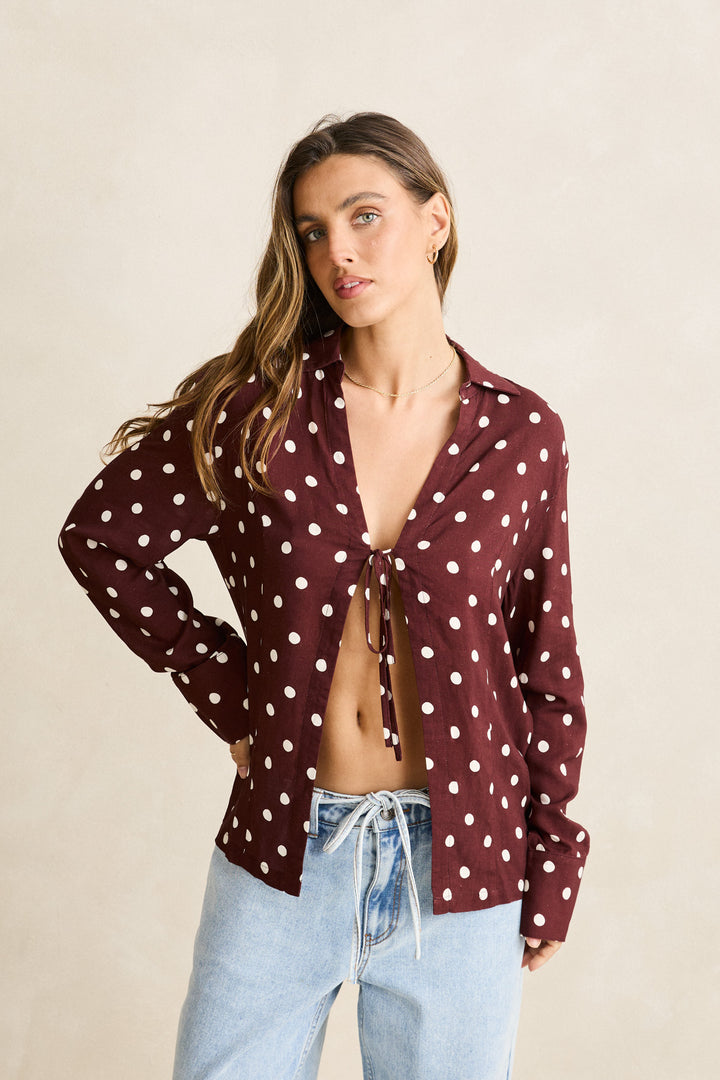 polka dot tie front shirt-cafe