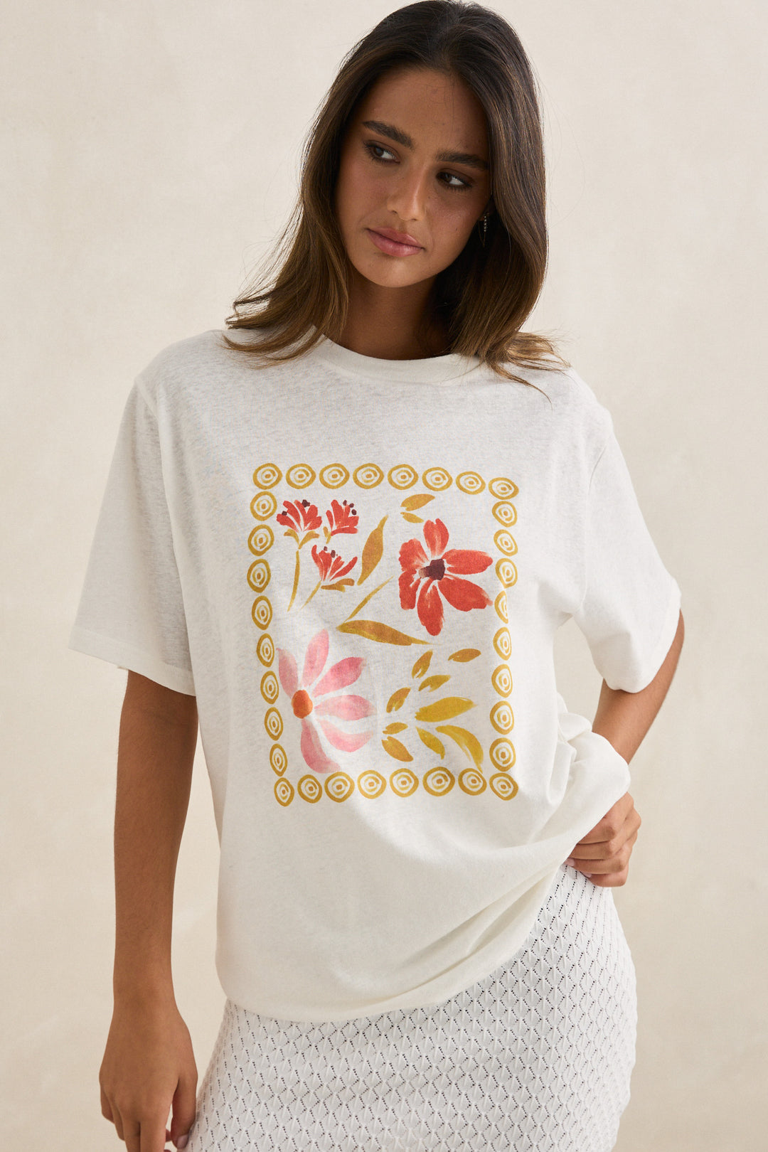 wildflower oversized t-shirt-vintage white