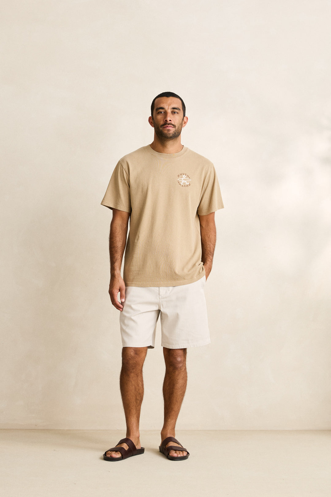 relaxed herringbone short-sand