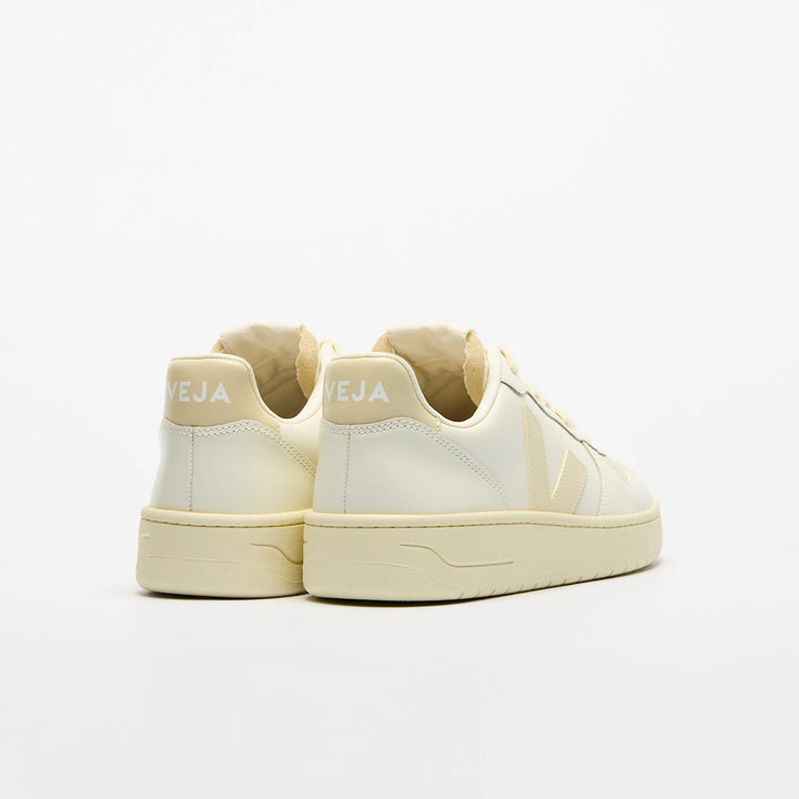 V-10 PRIME LEATHER-PURE_CALCAIRE