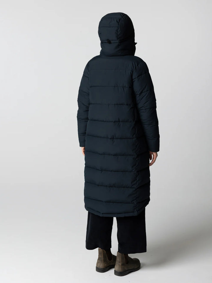 Elara Coat-Black